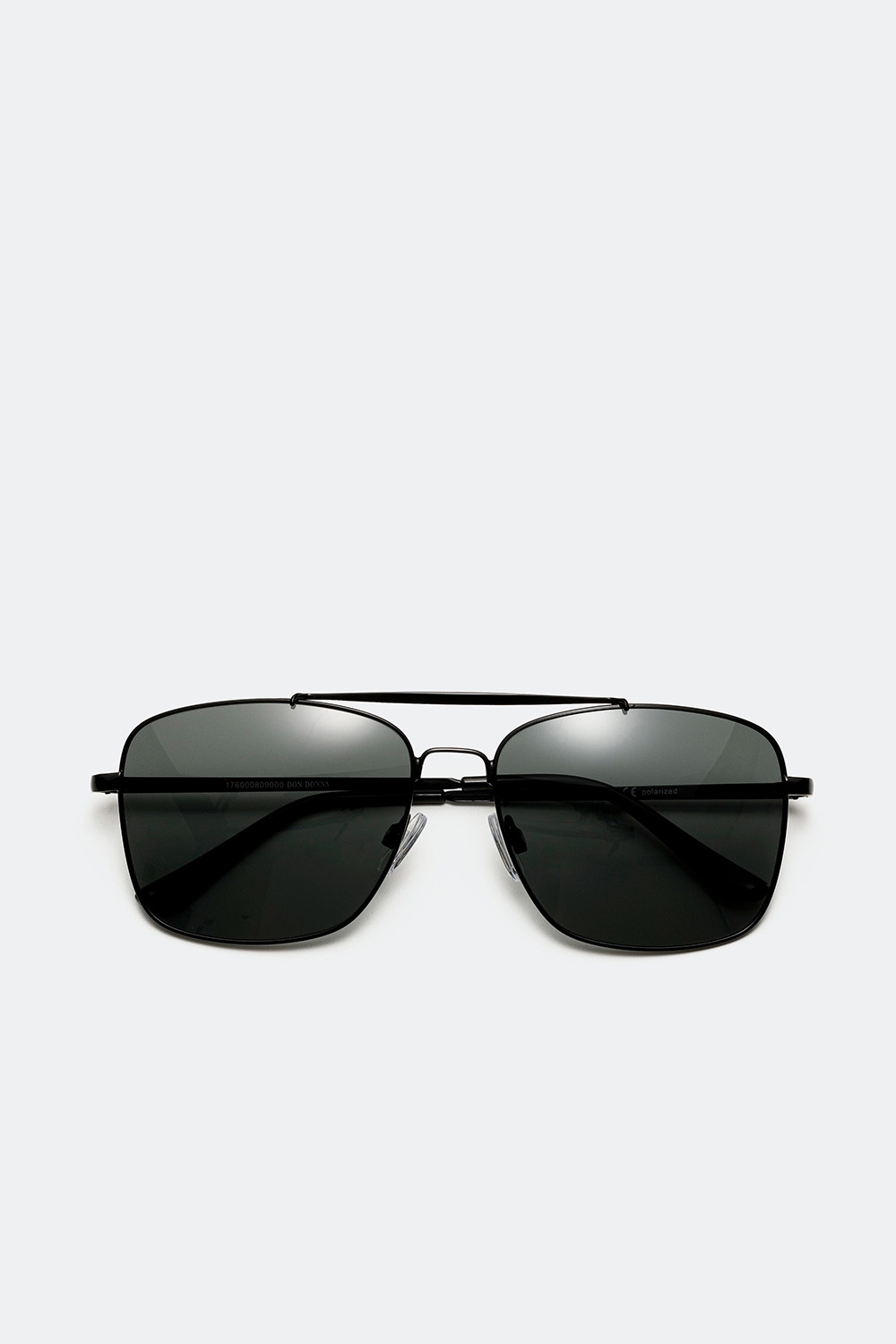 Pilotsolbriller med rette kanter. i gruppen Don Donna - solbriller hos Glitter (176000809000)