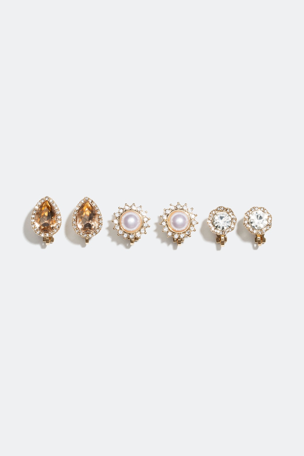 Øreklips med glassteiner og perler, 3-pakning i gruppen Smykker hos Glitter (325694)