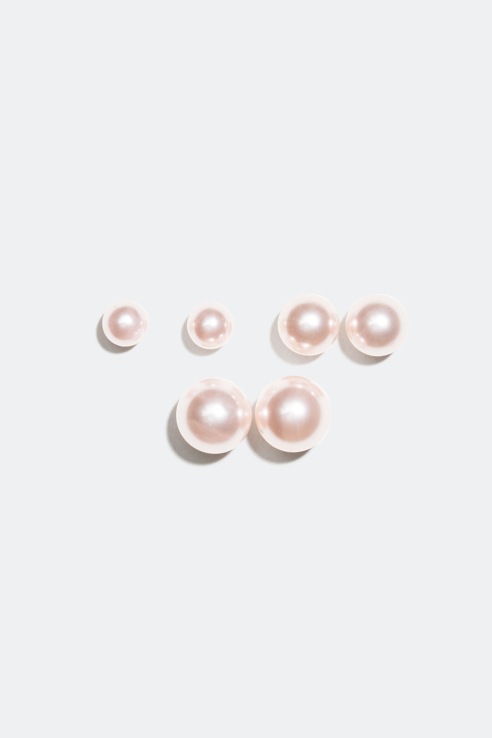 Studs med rosa perler, 3-pakning i gruppen Smykker / Øredobber / Flerpakning hos Glitter (326761)