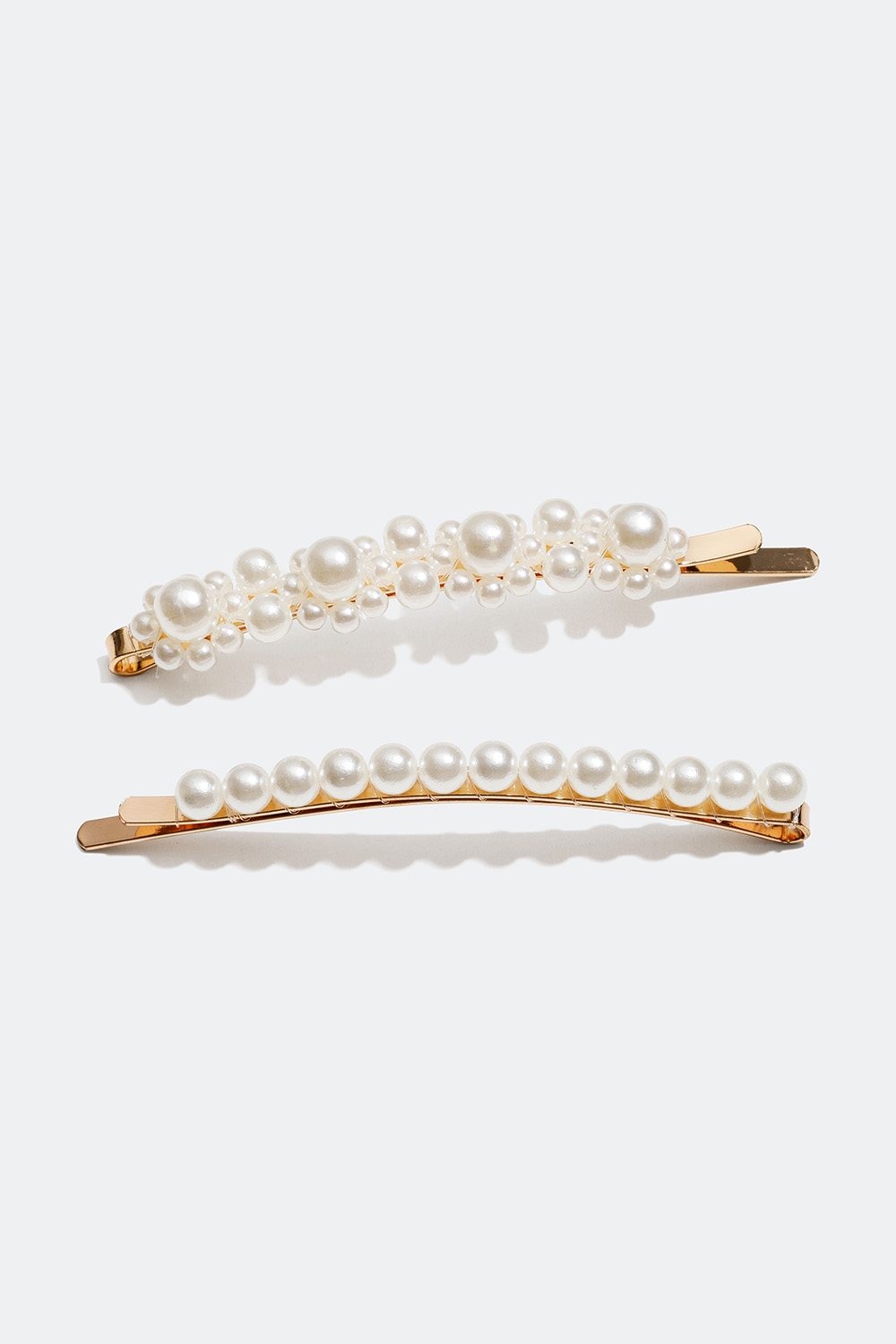 Hårspenner med hvite perler, 2 pakning i gruppen Håraccessories / Spenner & klemmer / Flerpakning hos Glitter (335000713000)