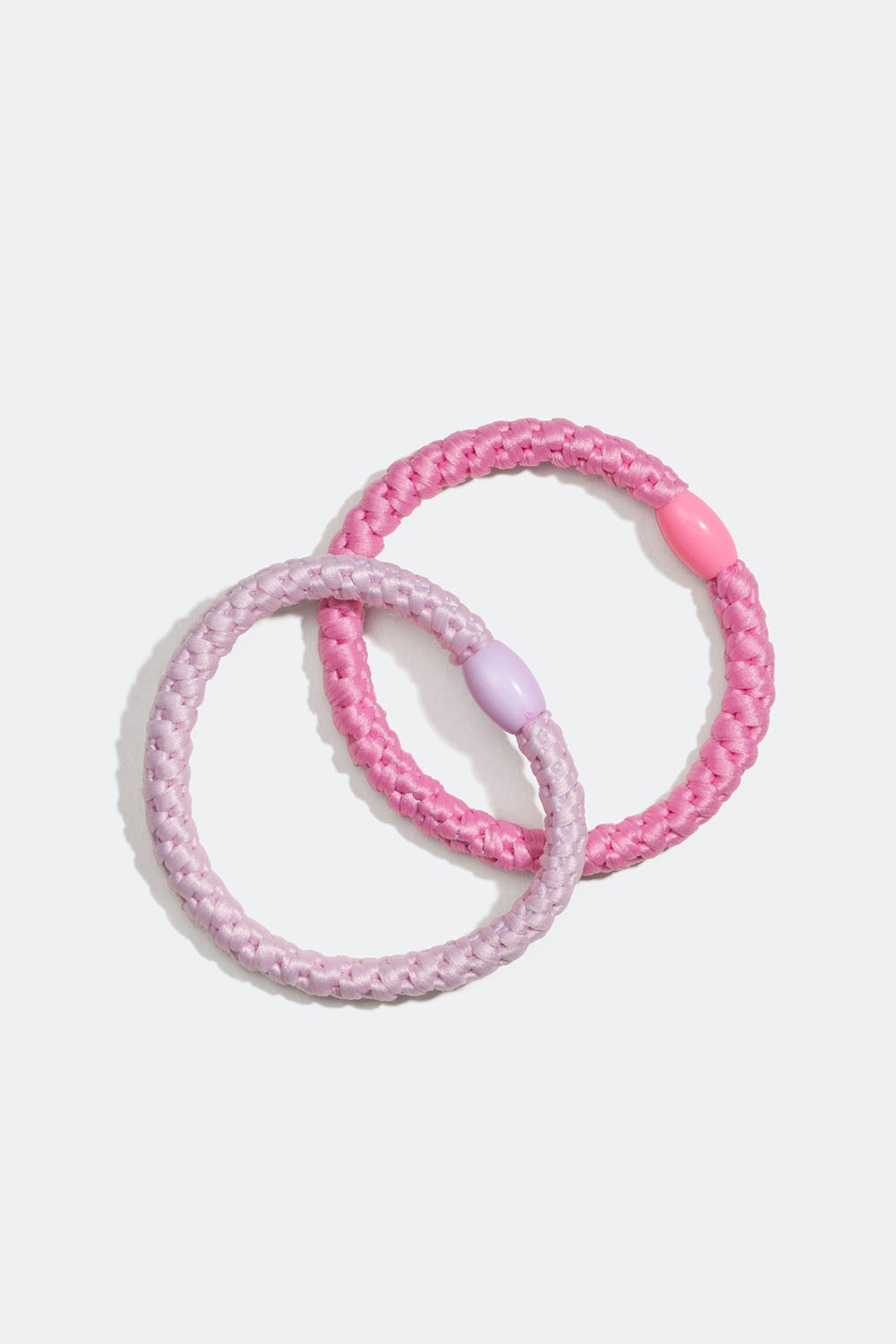 Små, flettede hårstrikker i rosa, 2-pakning i gruppen Barn / Hårtilbehør til barn / Hårstrikk til barn hos Glitter (403000065400)