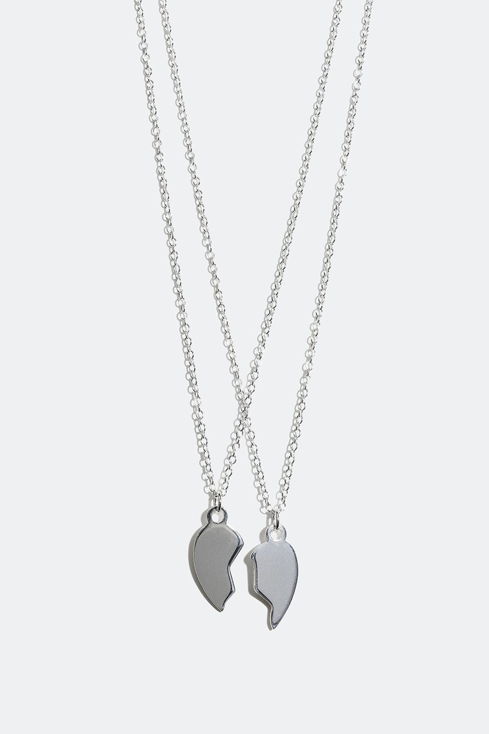 Vennskapshalskjede i ekte sølv med hjerte som er delt i to, 2-pakning i gruppen Ekte sølv / Sølvhalskjeder / Halskjeder i ekte sølv med anheng hos Glitter (554000601001)