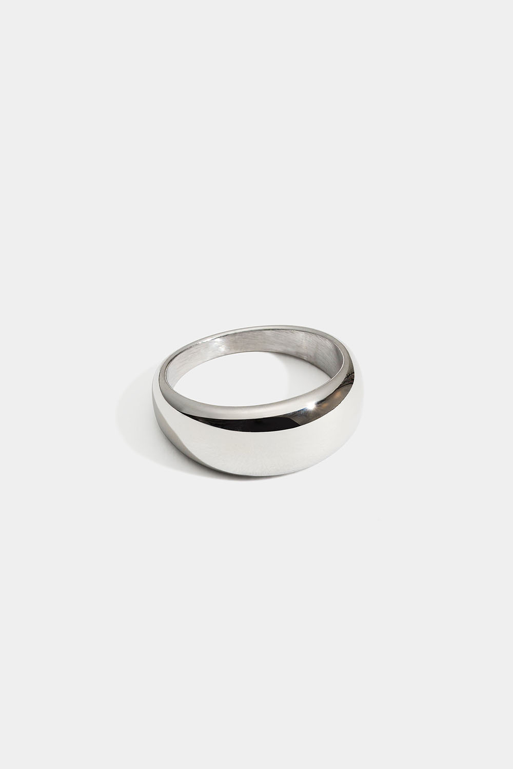 Kraftig ring i stål